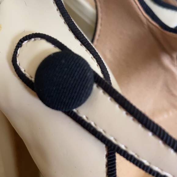 Lauren Conrad Cream & Black Pumps Size 6 Worn Once - Picture 2 of 5